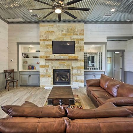 Ladera Wimberley Estate On 13 Acres With Hot Tub Βίλα Εξωτερικό φωτογραφία