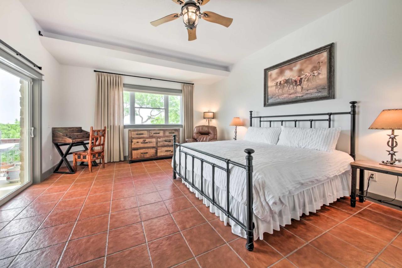 Ladera Wimberley Estate On 13 Acres With Hot Tub Βίλα Εξωτερικό φωτογραφία