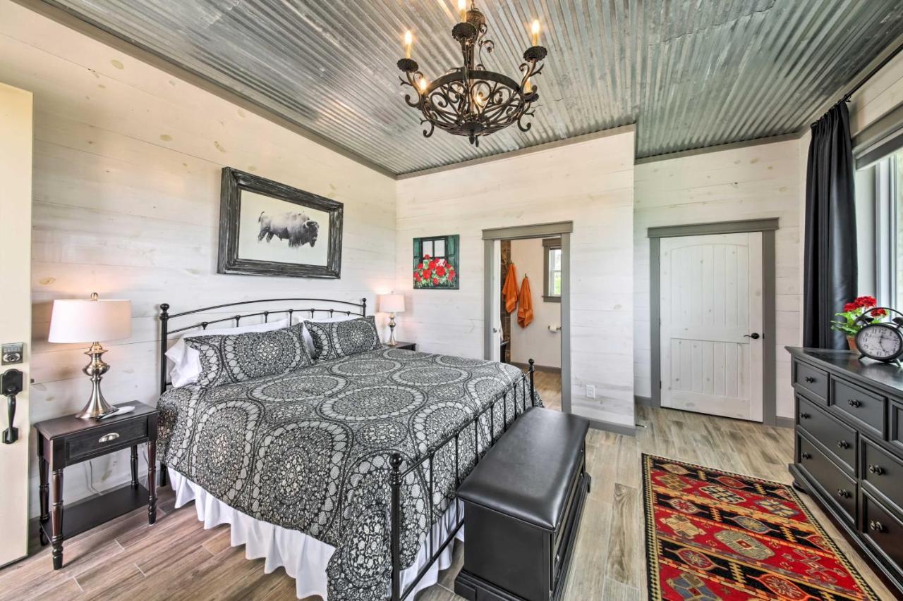 Ladera Wimberley Estate On 13 Acres With Hot Tub Βίλα Εξωτερικό φωτογραφία