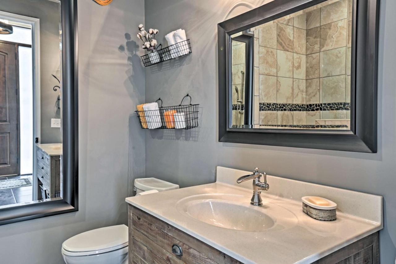 Ladera Wimberley Estate On 13 Acres With Hot Tub Βίλα Εξωτερικό φωτογραφία